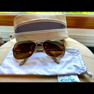 Oakley Conquest Aviator Style Sunglasses